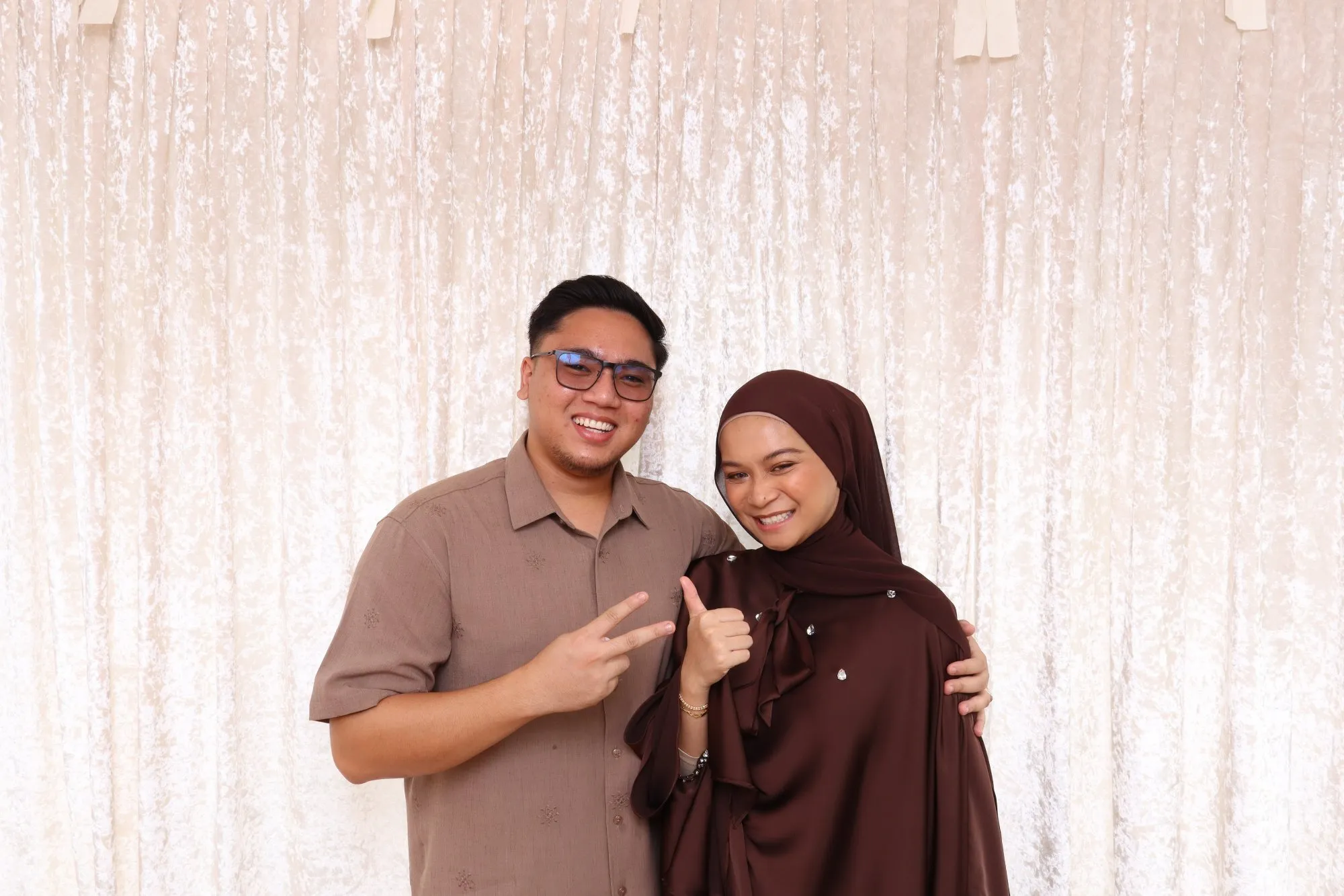 Kenangan photobooth majlis perkahwinan Izzul & Athirah di Ruma Kayu Retreat, Kuantan