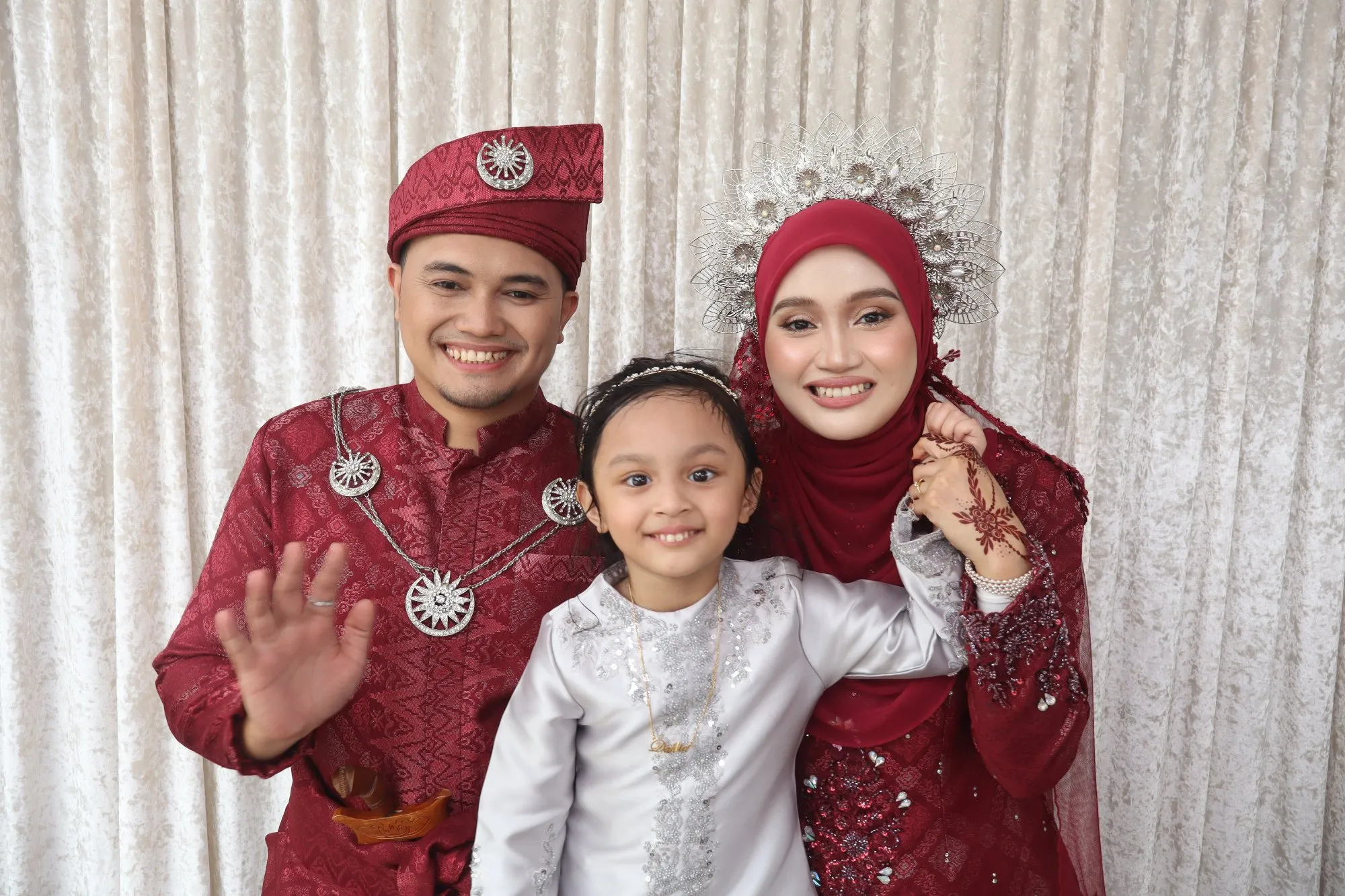 Kenangan photobooth majlis perkahwinan Jasrina & Hafizuddin di Anjung Zaharah Majid, Kuantan