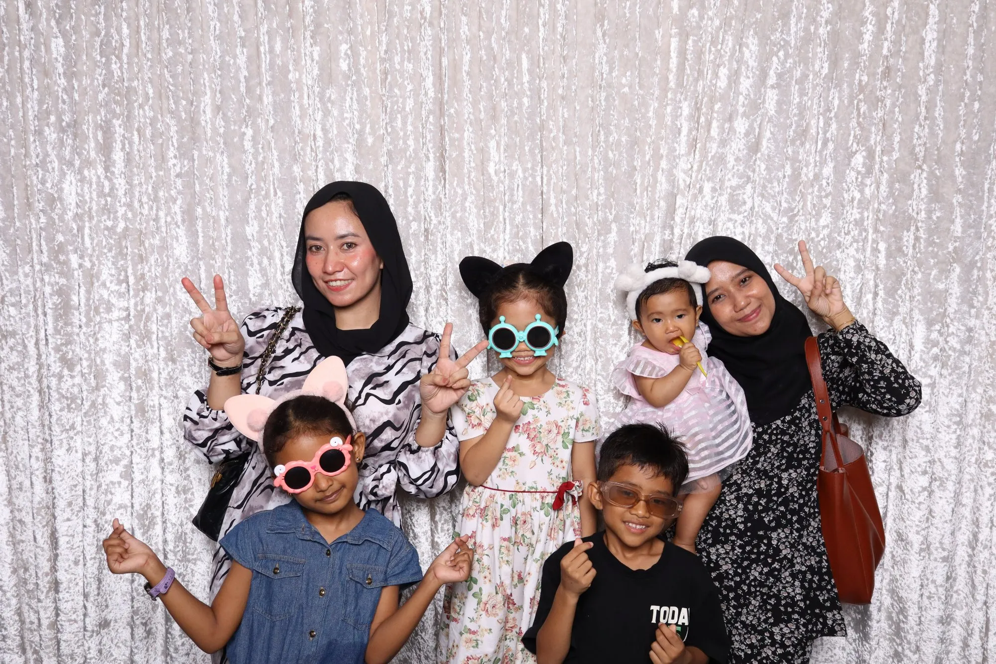 Kenangan photobooth rumah terbuka hari raya Majlis Rumah Terbuka ARF Supply & ZEF Partners Services di Indera Mahkota 14, Kuantan